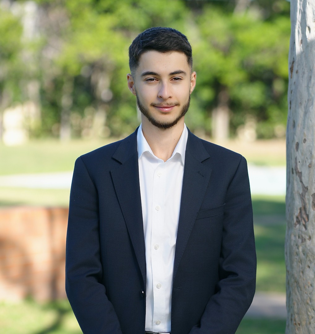Kenan Huseyin, Sales Associate at 